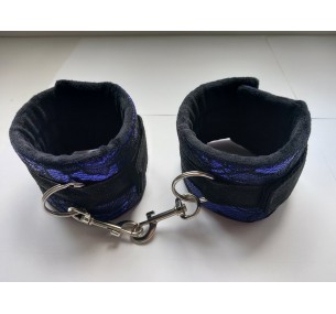 Кружевные оковы с карабинами цвет фиолетовый/черный 