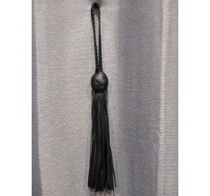 Плеть-флоггер черная из натуральной кожи 