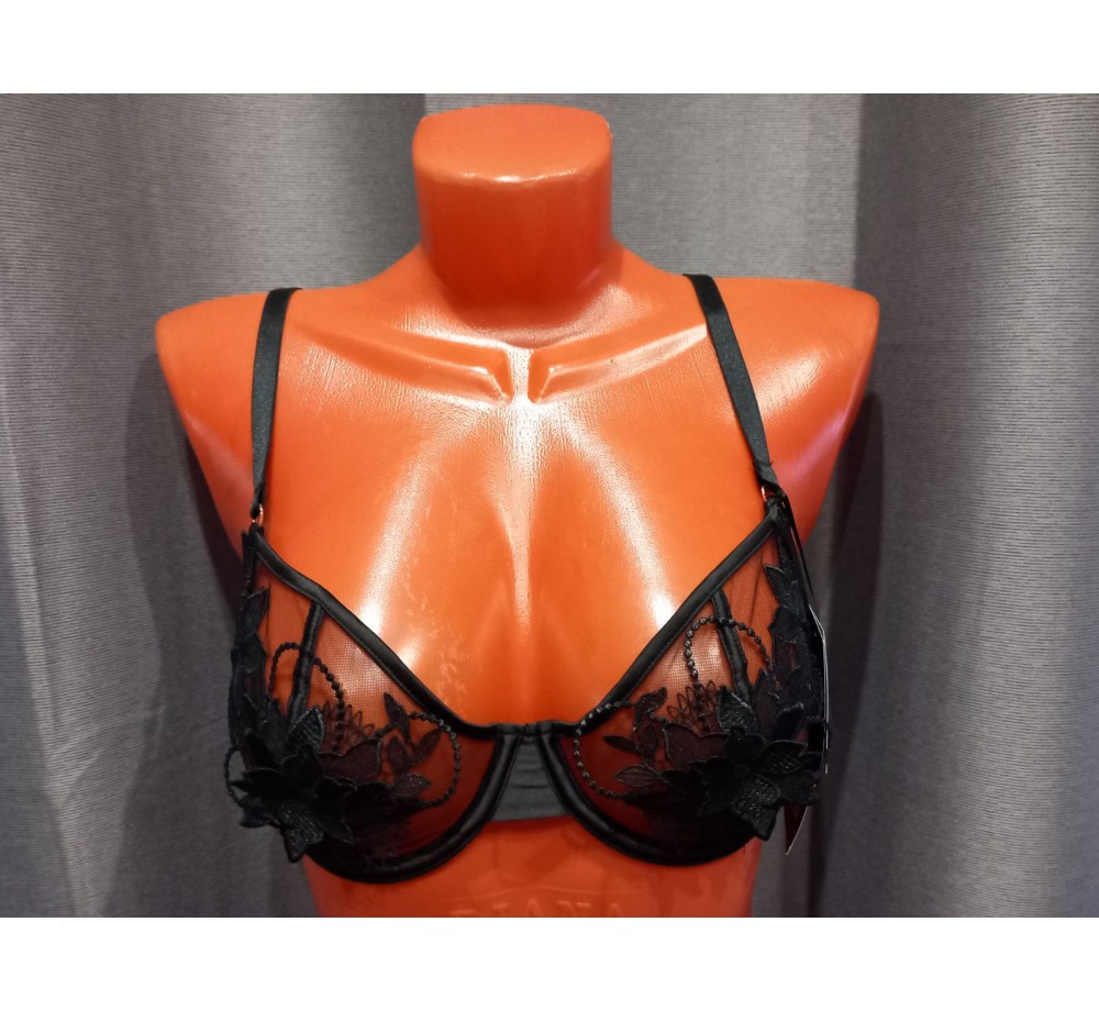 Комплект бюстгальтер с косточками и трусики стринг,цвет черный,размер L. Комплект бюстгальтер с косточками и трусики стринг,цвет черный,размер L.