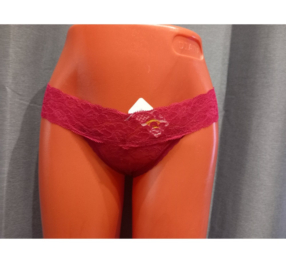 Трусики стринги бордовые,размер M. Трусики стринги бордовые,размер M.