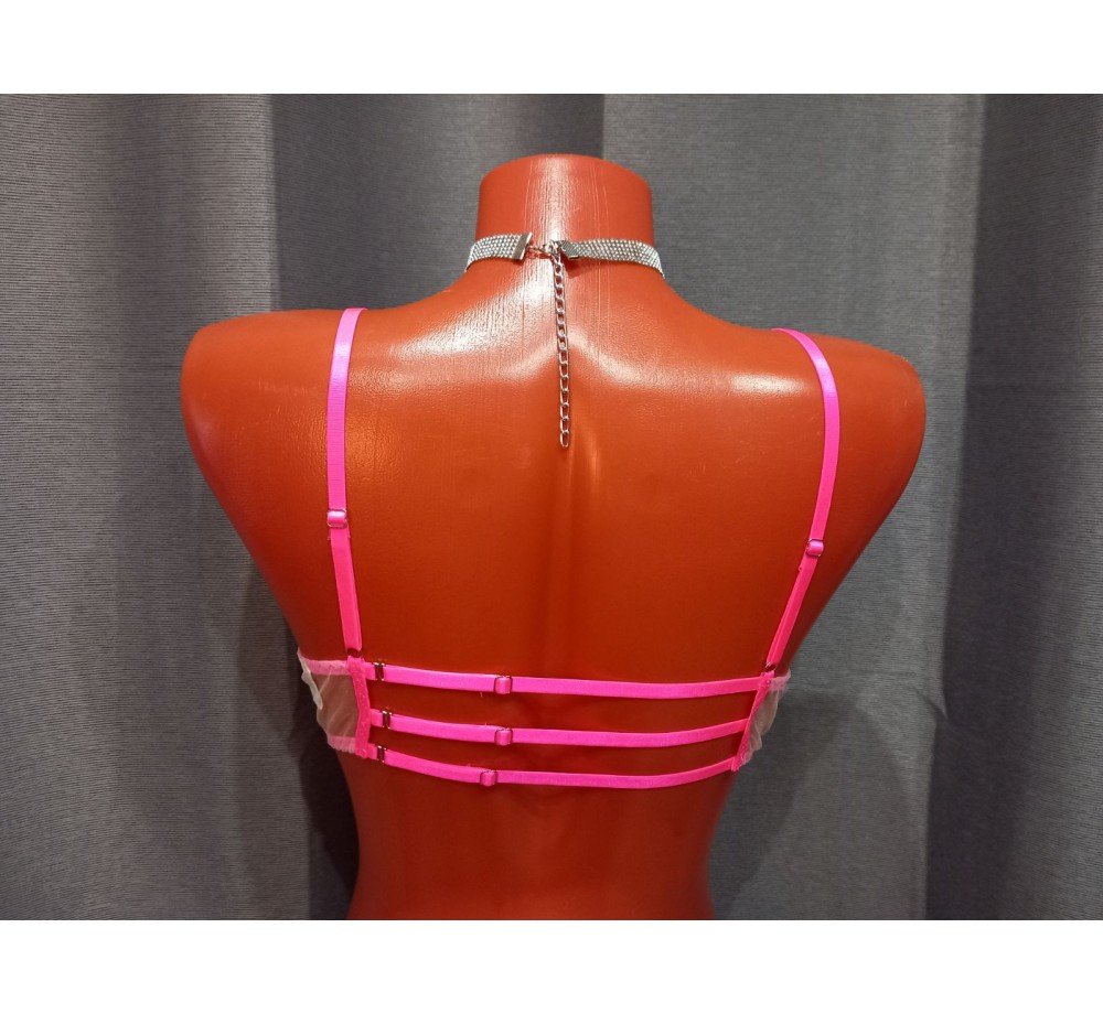 Комплект бюстгальтер с косточкам ,трусики стринг и пояс с гартерами и стрэпами,цвет розовый,размер M. Комплект бюстгальтер с косточкам ,трусики стринг и пояс с гартерами и стрэпами,цвет розовый,размер M.