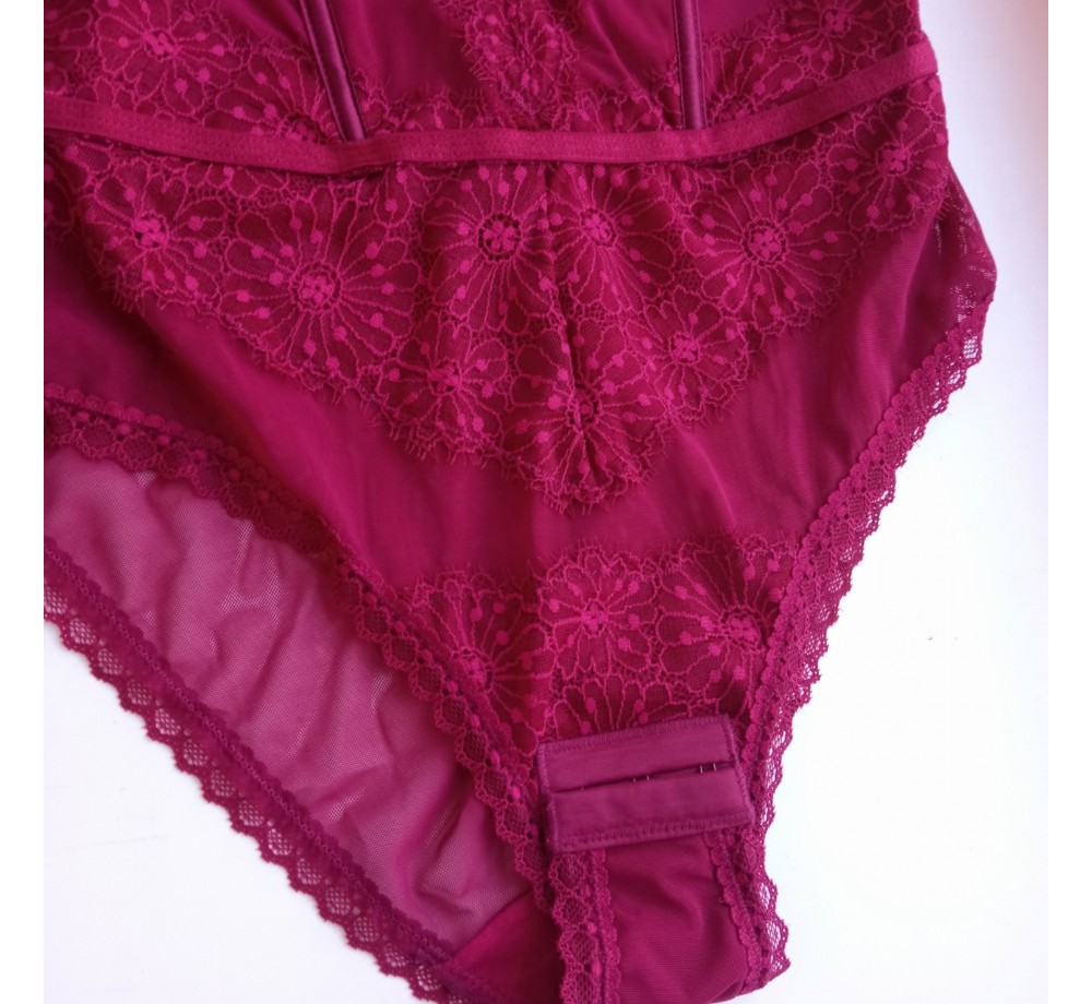 Боди женское кружевное сексуальное,бордовое ,80В Боди женское кружевное сексуальное,бордовое ,80В