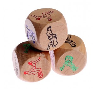 КУБИКИ "ПОЗЫ",материал дерево,2 шт.  КУБИКИ "ПОЗЫ",материал дерево,2 шт.