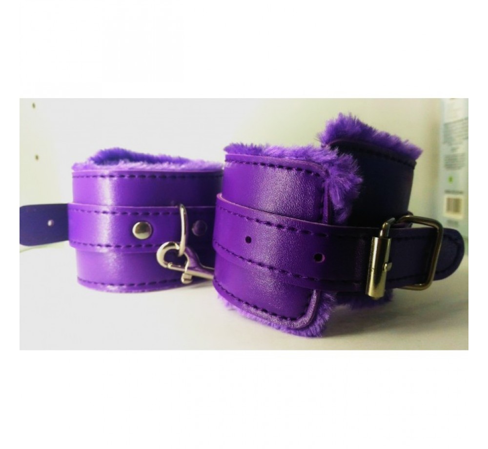 НАРУЧНИКИ ФИОЛЕТОВЫЕ НА МЕХУ,искусственная кожа