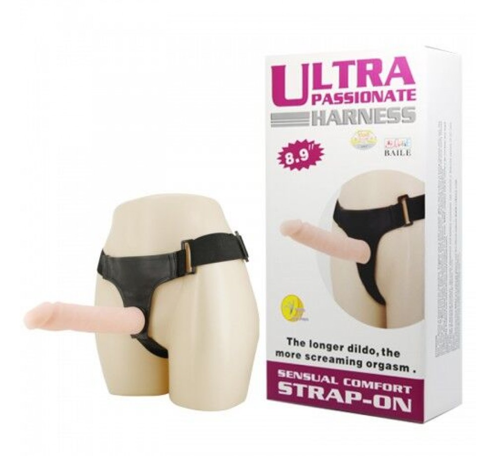 СТРАПОН BAILE ФАЛЛОИМИТАТОР РЕАЛИСТИК С ГИБКИМ ХРЕБТОМ НА ТРУСИКАХ