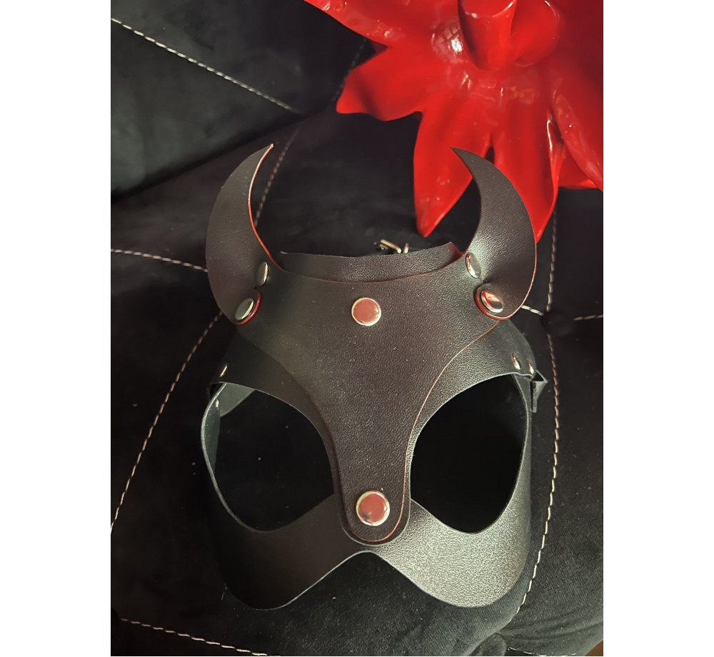 МАСКА КОЖА С 4 СЪЕМНЫМИ УШКАМИ, ИТАЛЬЯНСКАЯ ВЫДЕЛКА, АРТ. 3090-60 МАСКА КОЖА С 4 СЪЕМНЫМИ УШКАМИ, ИТАЛЬЯНСКАЯ ВЫДЕЛКА, АРТ. 3090-60